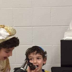 Meet your Posher, Yinon